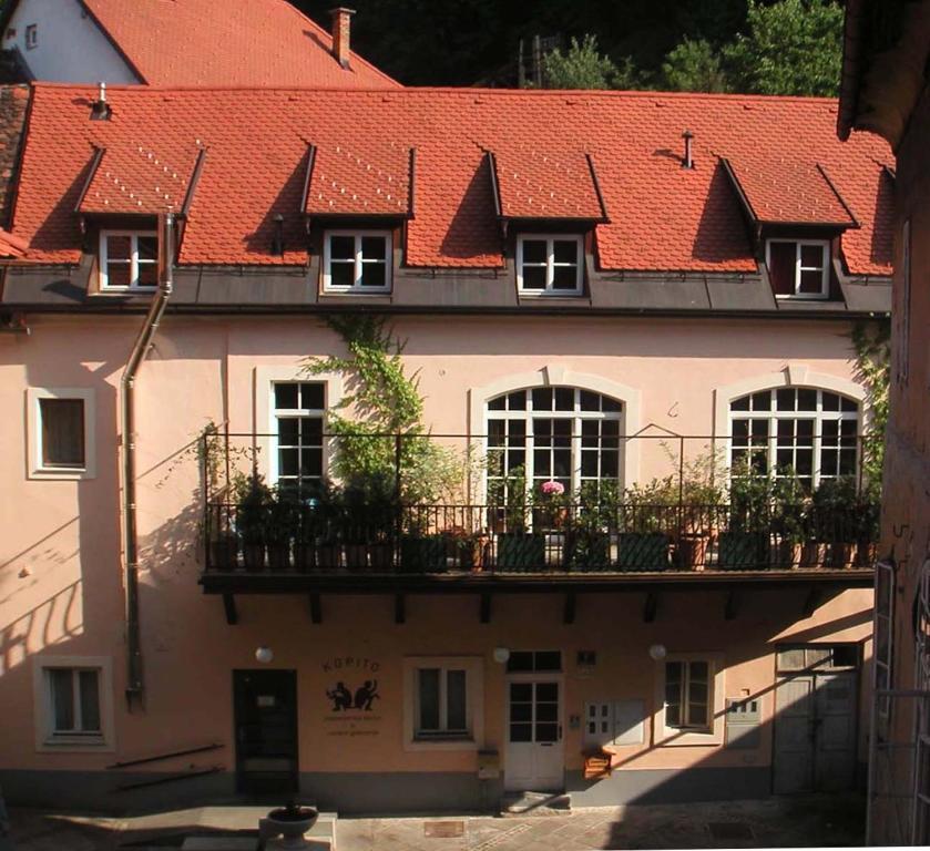 B&B Petra Varl Accommodation Liubliana Exterior foto
